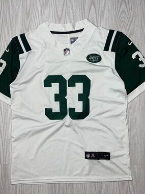 Nike Men's White and Green T-shirt